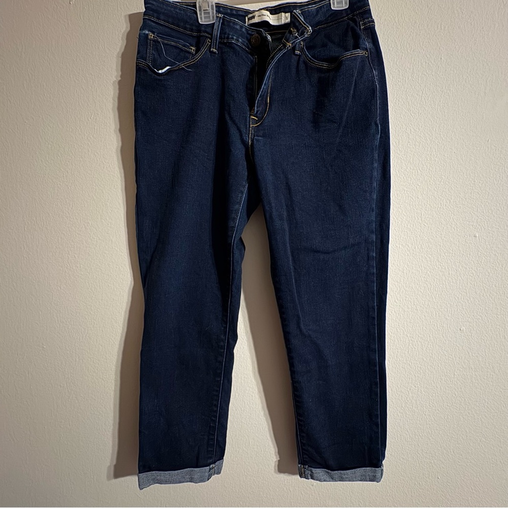 Levi’s Mid-rise skinny Denim Cuffed Capri Pants